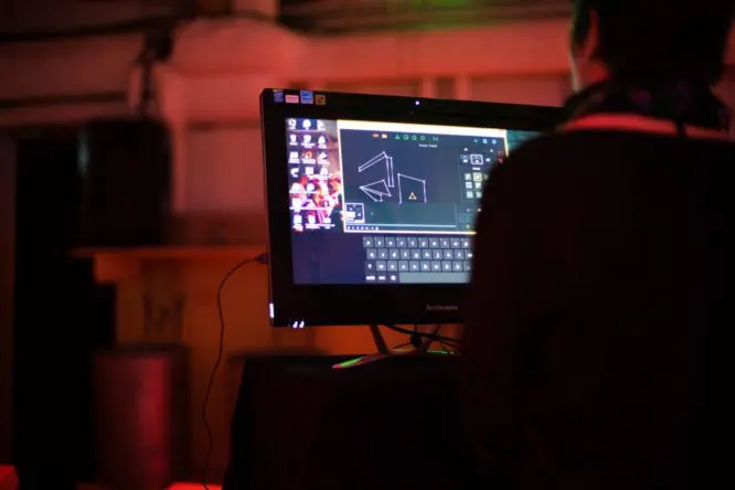 Projection mapping course - HeavyM interface