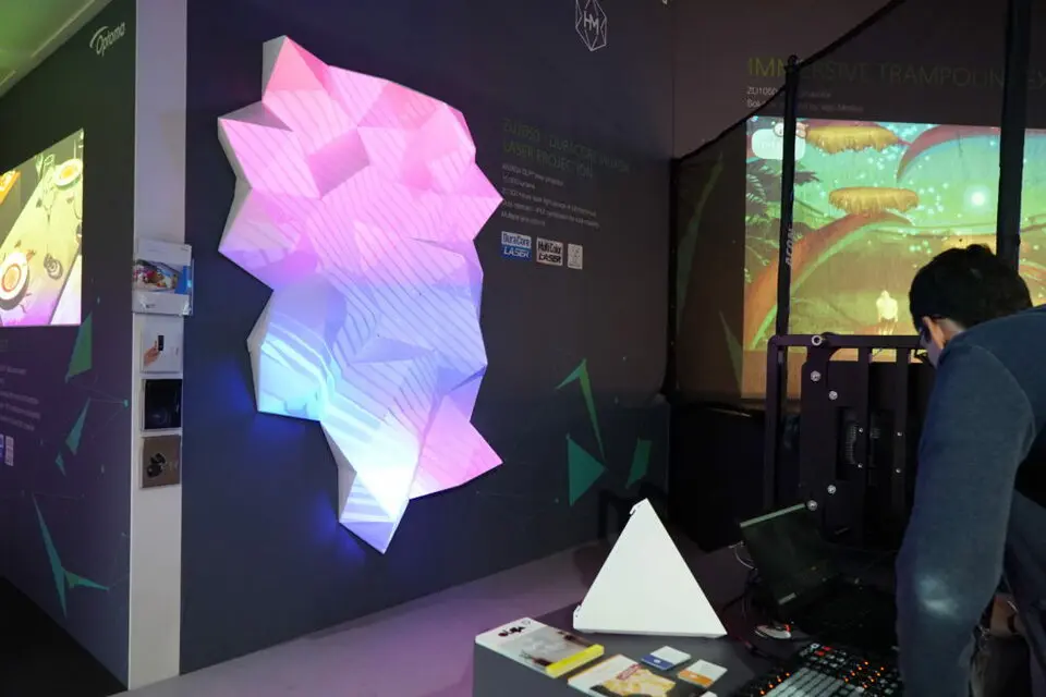 Комплекты Ольги на стенде ISE 2019