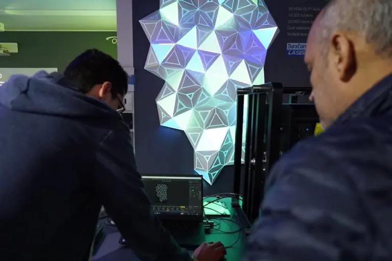 ISE 2019 - HeavyM - Cover Top