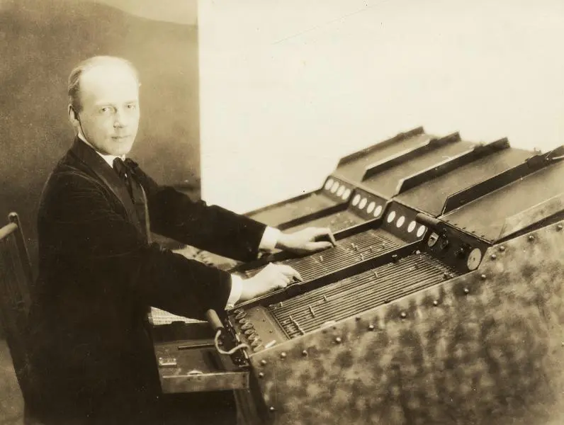 clavilux piano - did you know 3