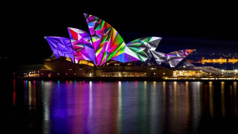 Building projection mapping - Vivid Sydney