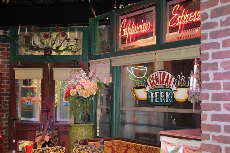 TV show - scenic design - Central Perk