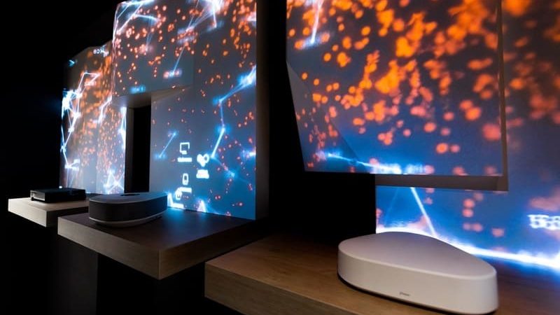 Projection mapping - close up boxes